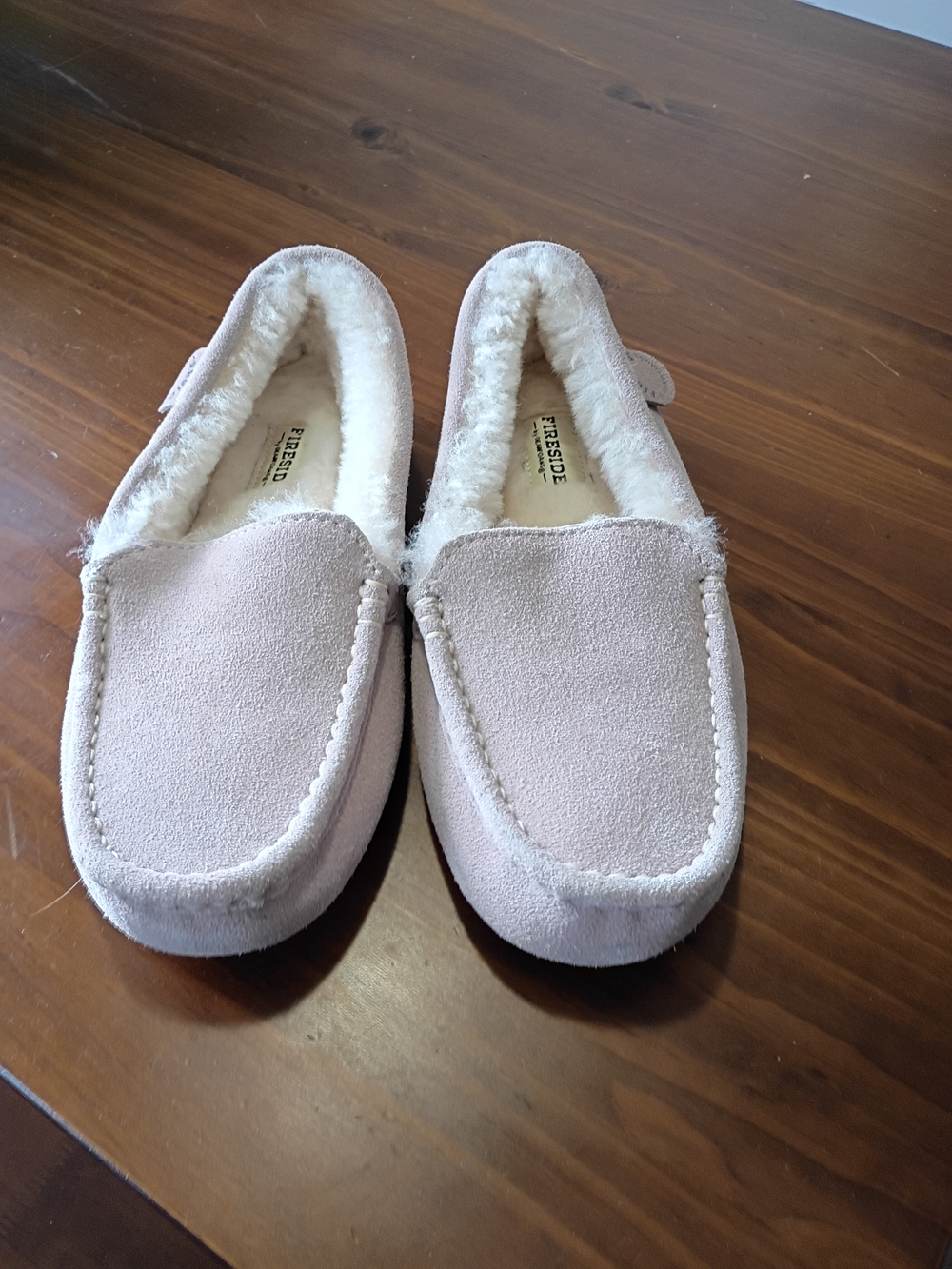 dearfoams Light Tan Cozy Slip-On Moccasin Slippers Rubber Sole